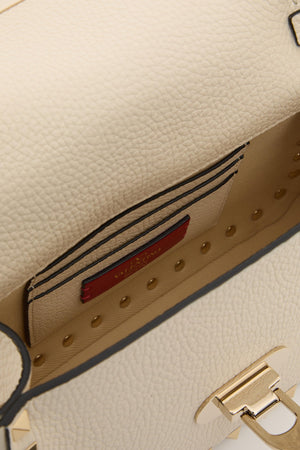 BORSA PICCOLA A MANO ROCKSTUD IN VITELLO GRANATO