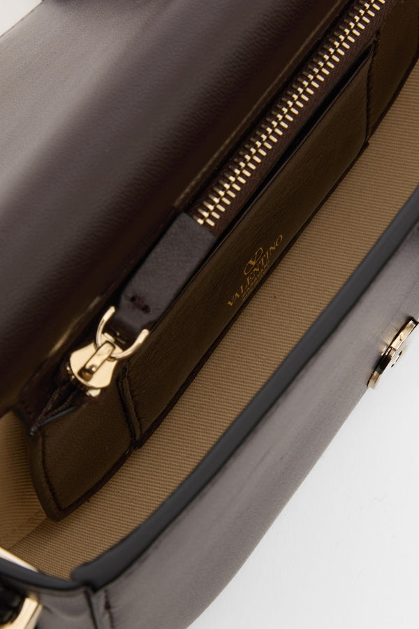 POUCH CON CATENA VLOGO WALK IN NAPPA