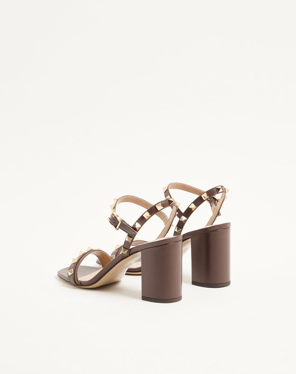SANDALO ROCKSTUD IN VITELLO GRANATO CON CINTURINO 80MM