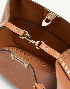 BORSA SHOPPING PICCOLA ROCKSTUD IN VITELLO GRANATO