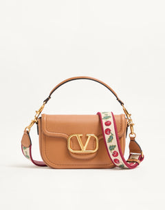 Borsa A Spalla Valentino Garavani Alltime In Vitello Granato Con Tracolla In Nastro Ricamo Cherryfic