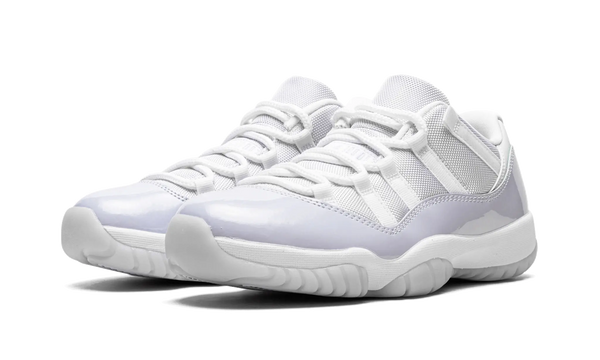 Air Jordan 11 Retro Low Violeta Puro