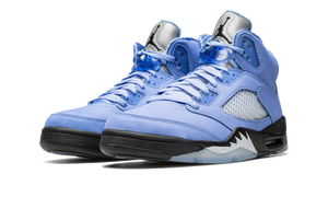 Air Jordan 5 UNC