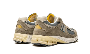 New Balance 2002R Protection Pack Gris Espejismo
