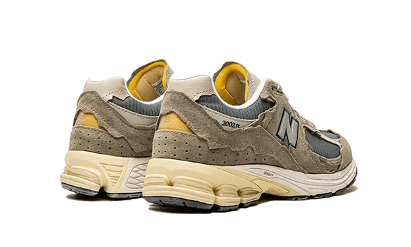 New Balance 2002R Protection Pack Gris Espejismo