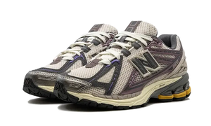New Balance 1906R Licorice