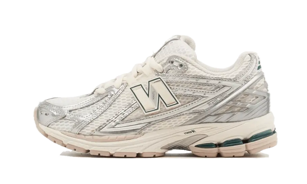 New Balance 1906R Silver Metallic Cream