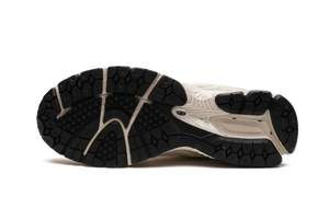 New Balance 2002R Light Bone Aluminium