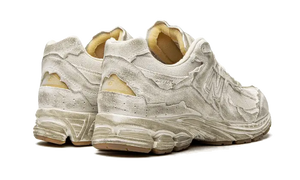 New Balance 2002R Protection Pack Distressed