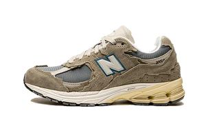 New Balance 2002R Protection Pack Gris Espejismo