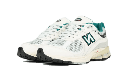 New Balance 2002R Sea Salt Vintage Teal