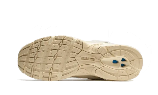 New Balance 530 Beige Angora