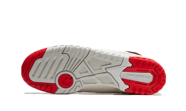 New Balance 550 Sea Salt True Red