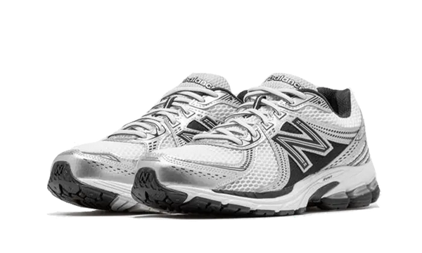 New Balance 860 Black White Silver
