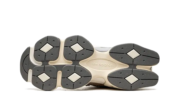 New Balance 9060 Driftwood