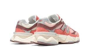 New Balance 9060 Sea Salt Cherry Blossom