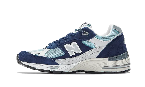 New Balance 991 Navy Pale Blue