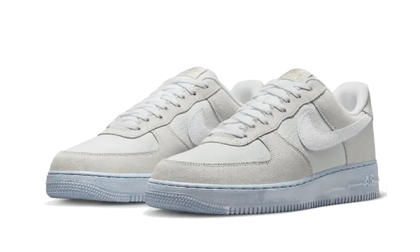 Nike Air Force 1 Low Summit White