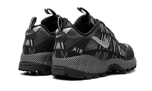 nike-air-humara-qs-black-metallic-silver