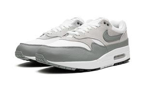 Nike Air Max 1 White Mica Green