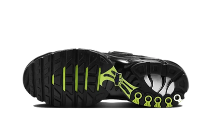 Nike Air Max Plus Black Volt Silver