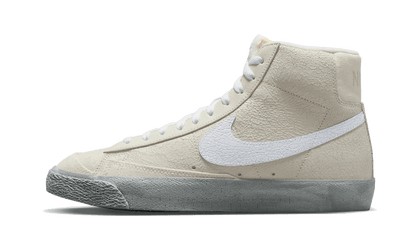 Nike Blazer Mid '77 EMB Summit White