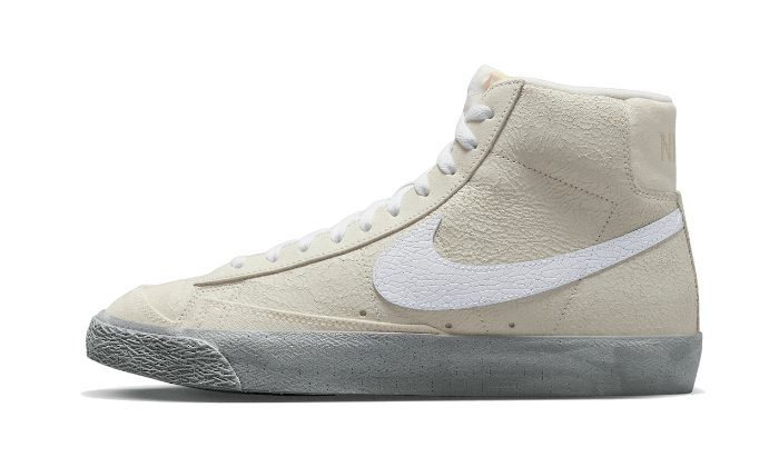 Nike Blazer Mid '77 EMB Summit White