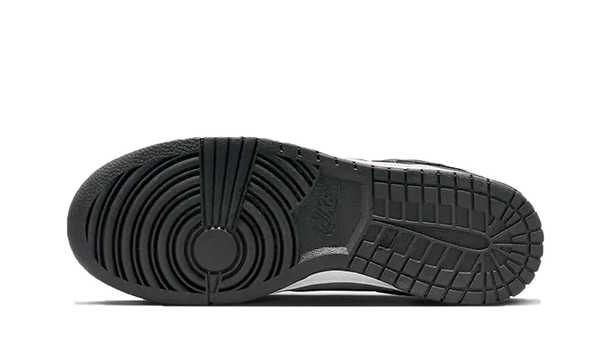 Nike Dunk Low Black Grey Green Strike