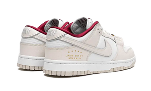 Nike Dunk Low Just Do It White Phantom