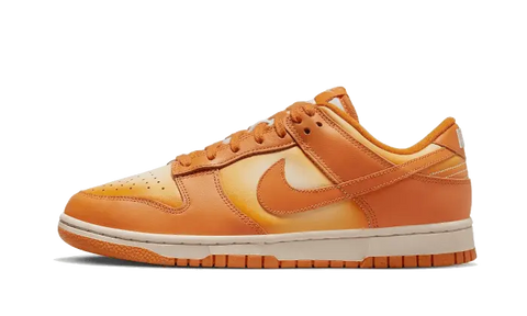 Dunk Low Magma Orange