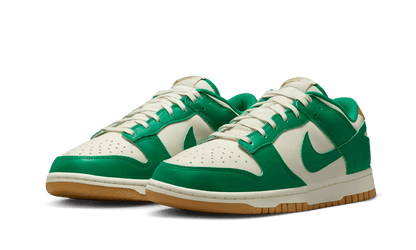 Nike Dunk Low Malachite University Gold