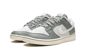 Dunk Low Mica Green Nike  Sneakers
