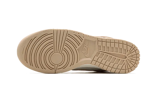 Nike Dunk Low Phantom Metallic Gold 