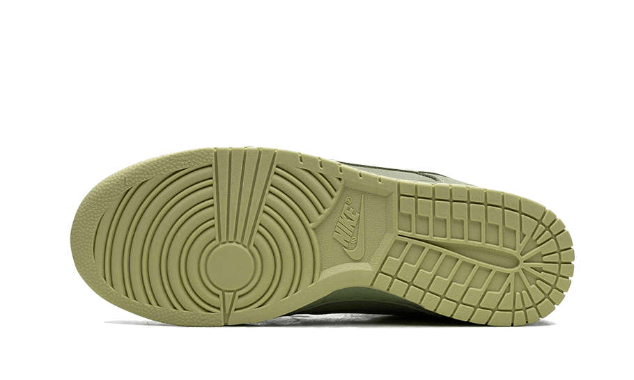 nike-dunk-low-premium-oil-green