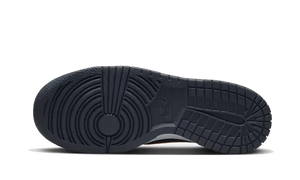 Nike Dunk Low SE Copper Swoosh