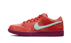 Nike SB Dunk Low Mystic Red