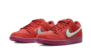 Nike SB Dunk Low Mystic Red