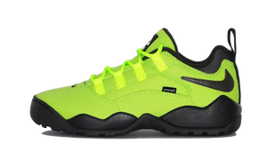 Nike SB Darwin Low Supreme Volt