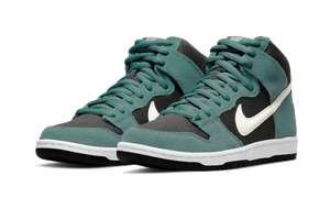Nike SB Dunk High Green Suede