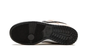 Nike SB Dunk Low Albino & Preto 