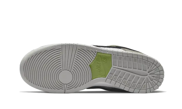 Nike SB Dunk Low Chlorophyll - BQ6817-011