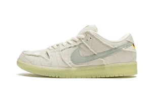 Nike SB Dunk Low Mummy - DM0774-111