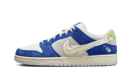 Nike SB Dunk Low Pro QS Fly Streetwear