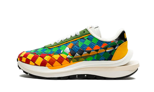 nike-vaporwaffle-woven-sacai-jean-paul-gaultier-verde-gusto