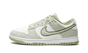 Nike Dunk Low SE Fleece Green