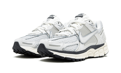 Nike Zoom Vomero 5 Photon Dust 