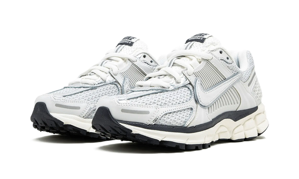 Nike Zoom Vomero 5 Photon Dust 
