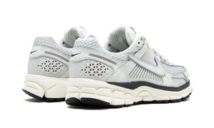 Nike Zoom Vomero 5 Photon Dust 
