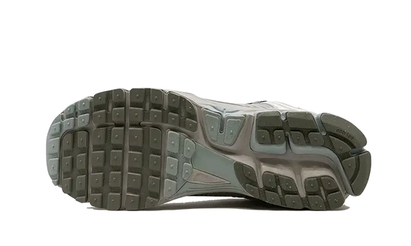Nike Zoom Vomero 5 Light Orewood Brown