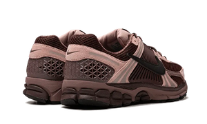 nike-zoom-vomero-5-plum-eclipse